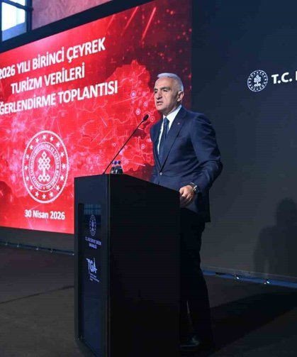 Bakan Ersoy: 'Turizm geliri 2026 yılının ilk çeyreğinde yüzde 4,2 artışla 9,8 milyar dolar oldu'