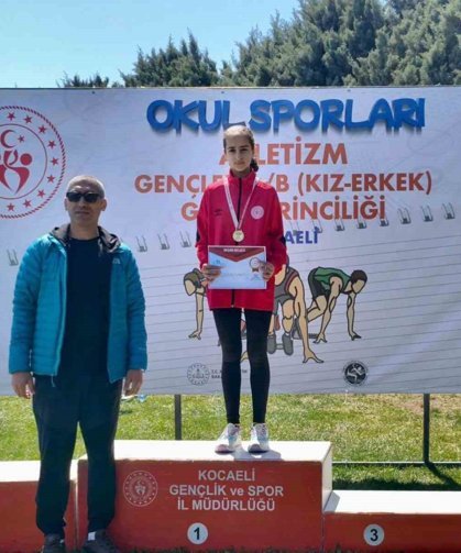 Bilecikli atletizm sporcusundan altın madalya