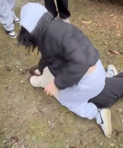 Bolu'da liseli kızı acımasızca darp ettiler