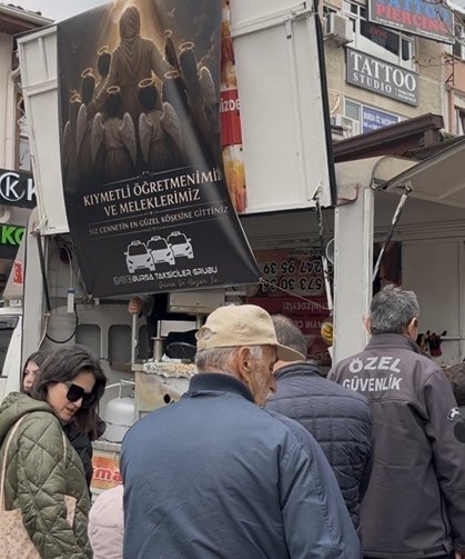 Bursa'da taksicilerden kahraman öğretmen ve öğrencilere vefa