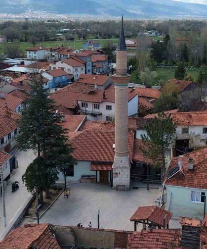 Caminin duvar boşluğundaki sır yüzyıllar sonra ortaya çıktı