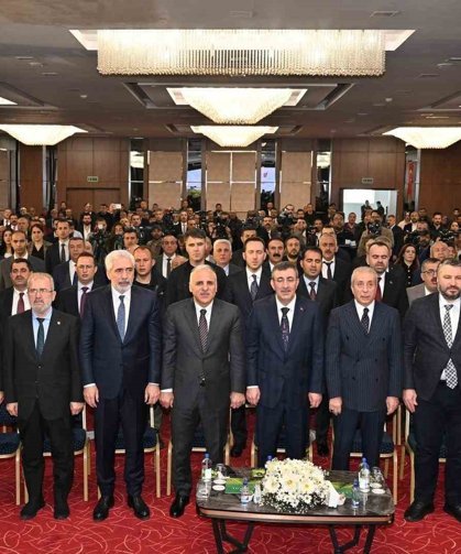 Cumhurbaşkanı Yardımcısı Yılmaz: 'Coğrafyamızın da avantajlarını kullanarak lojistikte çeşitlendirme, alternatifleri geliştirme stratejisi izliyoruz'