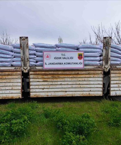 Iğdır'da kaçak gübre operasyonu: 30 ton ürün ele geçirildi