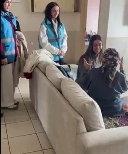 İlmek ilmek sevgi: Gençlerden yaşlılara yürek ısıtan hediye