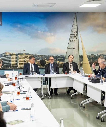 İzmir'in 8 bin 500 yıllık hazinesi masaya yatırıldı