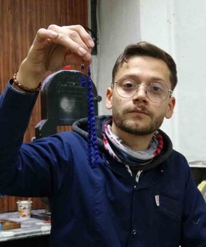 Tespih meraklısı genç hobisini ustalığa dönüştürdü