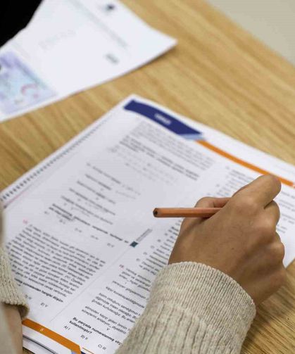 Uzmanlardan sınav kaygısı uyarısı: 'Dengeli kaygı, başarıyı artırır'