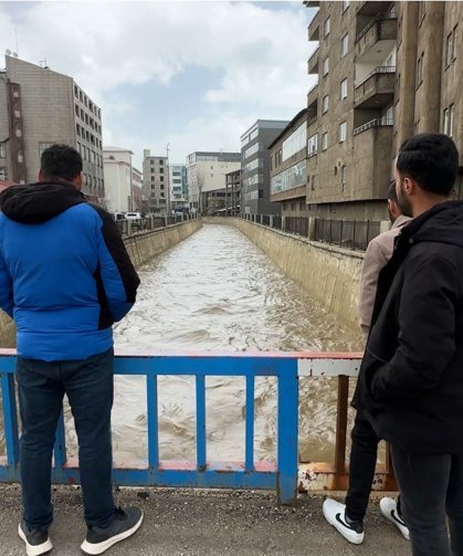 Yüksekova'da bereket taşkını: 10 yıl sonra gelen görsel şölen