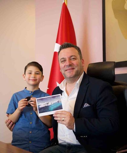 Antarktika'dan dönen en genç Türk, Kuşadası Belediyesi'nde ağırlandı