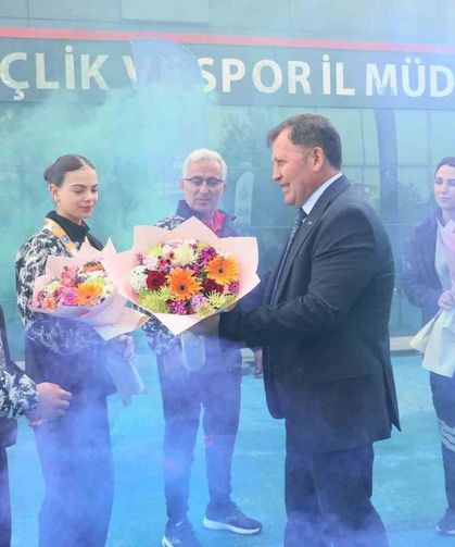 Avrupa Şampiyonu ve ikincisine coşkulu karşılama