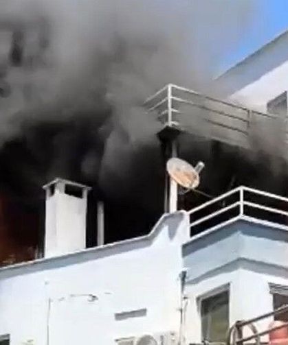 Balkonda mangal keyfi facia ile sonuçlandı: Patlayan tüp yangına neden oldu