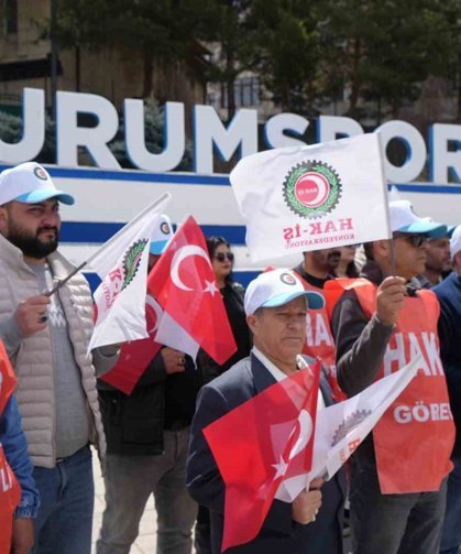 Ezurum'da 1 Mayıs'ta işçiler meydanda
