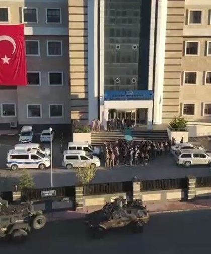 IBAN ile kara para aklayan şebekeye darbe