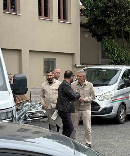 İrtikap soruşturması kapsamında göz altına alınan Akçakoca Belediye Başkanı Fikret Albayrak tutuklandı