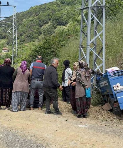 Kontrolden tarım aracı devrildi: 5 yaralı