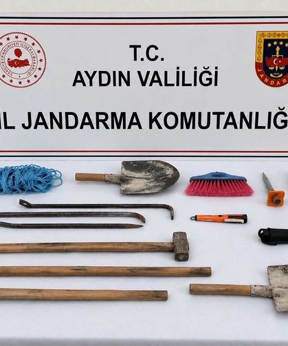 Magnesia Antik Kenti'nde kaçak kazıya suçüstü: 3 şüpheli yakalandı