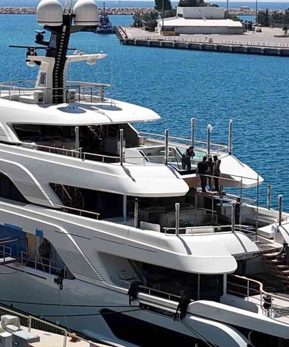 Milyarderlerin yüzen sarayları Antalya'da inşa ediliyor