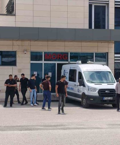 Selektör yapma nedeniyle çıkan tartışmada öldürülen 3 kişinin cenazeleri teslim alındı