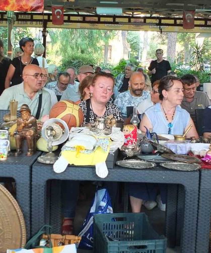 Balıkesir'de ikinci el mezatlarına ilgi arttı