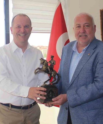 Çarşamba'da fındık hasadında yeni dönem: Modern tarım makinesi tanıtıldı