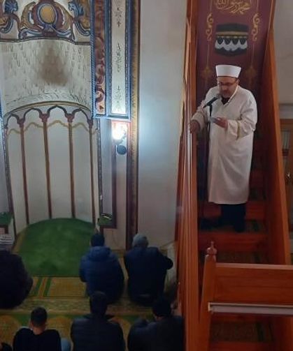Diyanetten gençlere ve ailelere çağrı; 'Evliliği kolaylaştırın'