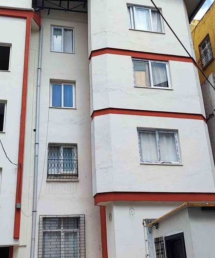 İcra müdür yardımcısı genç kadın düğününe iki ay kala evinde ölü bulundu