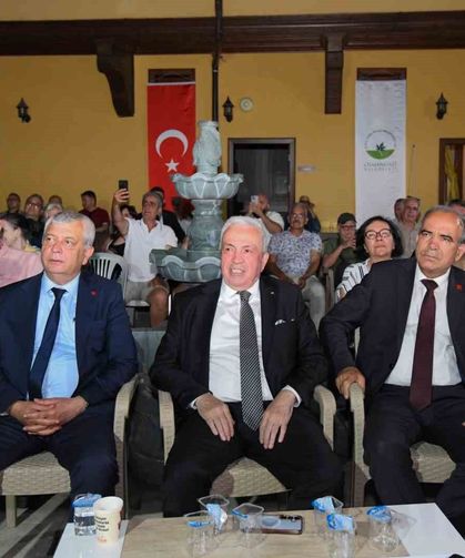Nazım Hikmet'in dizeleri Şadırvanlı Han'da yankılandı