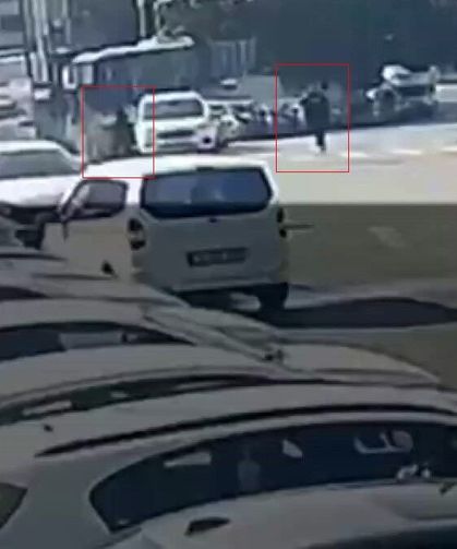 Otokoç'a yönelik silahlı saldırı anı kameraya yansıdı