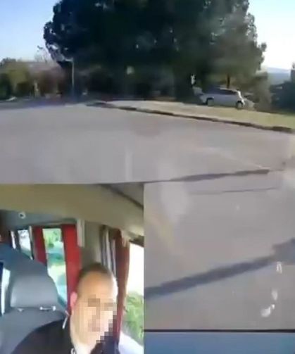 Sakarya'da savcı ile minibüs şoförünün trafikteki kavgası kamerada