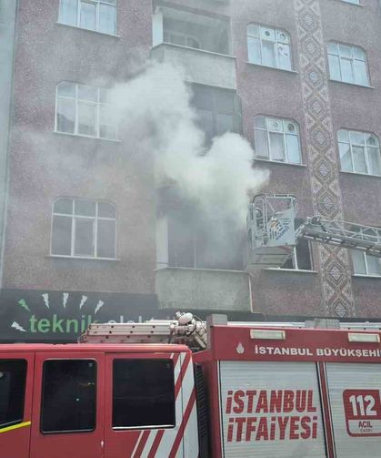 Şarjda unutulan telefon evde yangına neden oldu