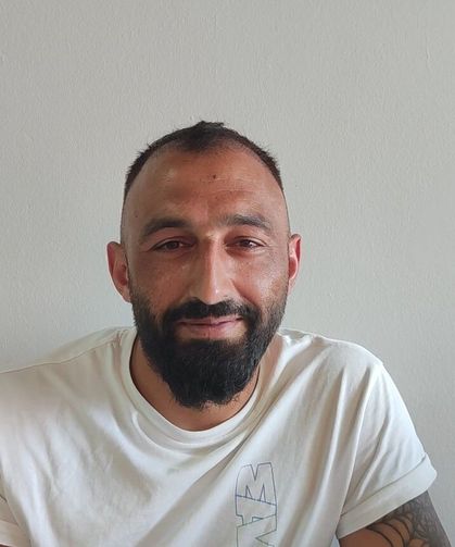Sivas'ta fıkralara konu olacak olay, balık ağaca çıktı