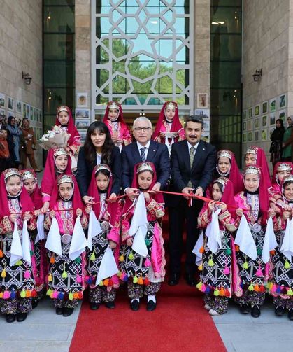 Sivas'ta hayat boyu öğrenme sergisi açıldı