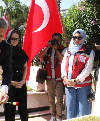 15 Temmuz şehidi annesi: 'Onuncu yılındayız, şehidimiz gururumuz, onurumuz, oğlumuz, her şeyimiz'