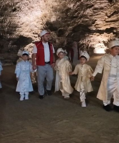 530 yıllık gelenek yerin 150 metre altında yaşatıldı