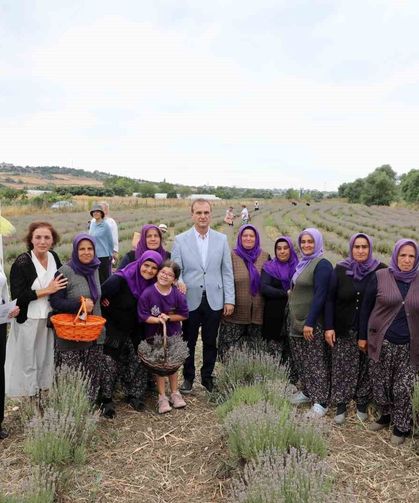 8'inci Lavanta Hasat Şenliği renkli görüntülere sahne oldu