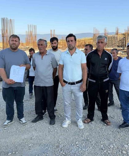 Bolu'da üniversite inşaatında maaşlarını alamayan işçiler 2 haftada 4 kez vince çıktı: '20 gündür yemek ve su yok'