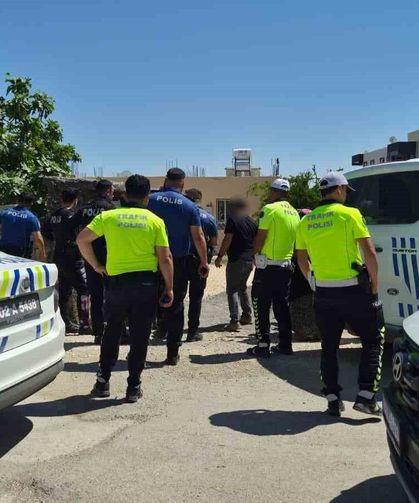 Eşya alma tartışması aileleri karşı karşıya getirdi
