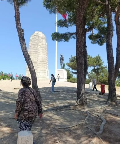 Sarıgöllü kadınlar tarihin izinde Çanakkale'yi gezdi