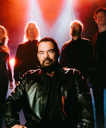Synth-pop grubu Alphaville, İstanbul'a geliyor