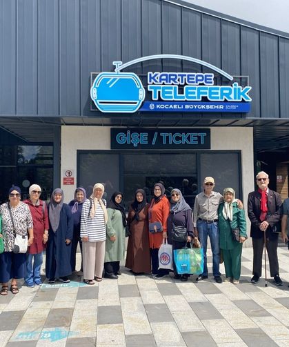 65 yaş üstü bireyler teleferikle Kuzuyayla'yı keşfetti