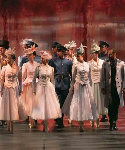 Aspendos'ta festival perdesi 33. kez açılıyor