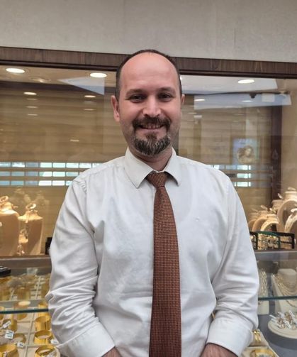 Eskişehir'de 650 bin TL'lik 15 Cumhuriyet altını bozdurmak isteyen şahsı, kuyumcunun dikkati ele verdi