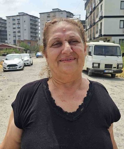 Gökyüzünü kaplayan yüzlerce leyleğin göç yolculuğu