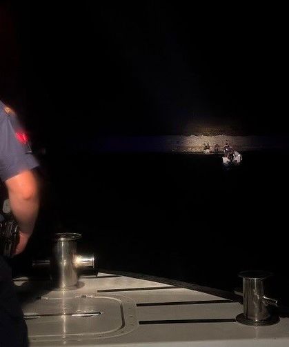 İzmir açıklarında 7 düzensiz göçmen yakalandı