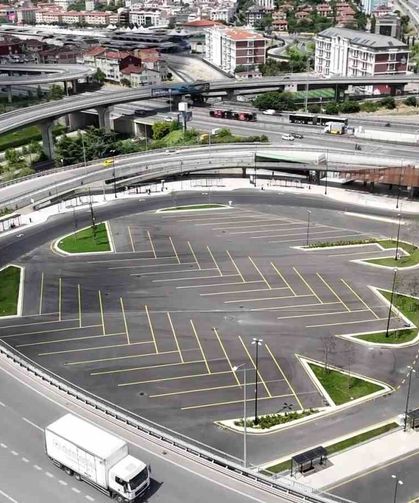 Kadıköy Rıhtım'daki otobüs peronları kaldırılıyor: 26 hat Uzunçayır'a taşınacak
