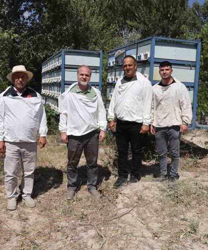 NÖHÜ'de arıcılıkta rekor: 3 tona yakın bal hasadı gerçekleştirildi