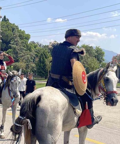 Osmaniye'de atların kuyrukları bağlandı, 'Terörsüz Türkiye' kararlılığı vurgulandı