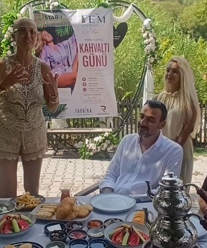 Tuğba Özay'dan çöp cezası çağrısı: 'Manavgat Türkiye'ye örnek olsun'