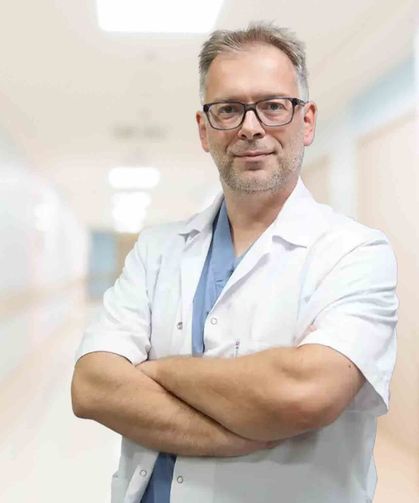 Uzmanından rinoplastide 'doğal görünüm' uyarısı: 'Ameliyat olduğu belli olmamalı'