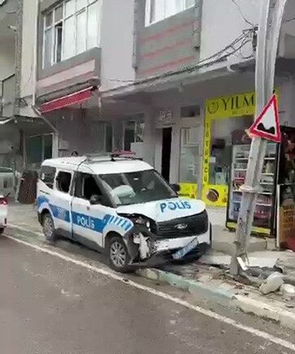 Yaşlı kadını darp edip polise kaza yaptırdı